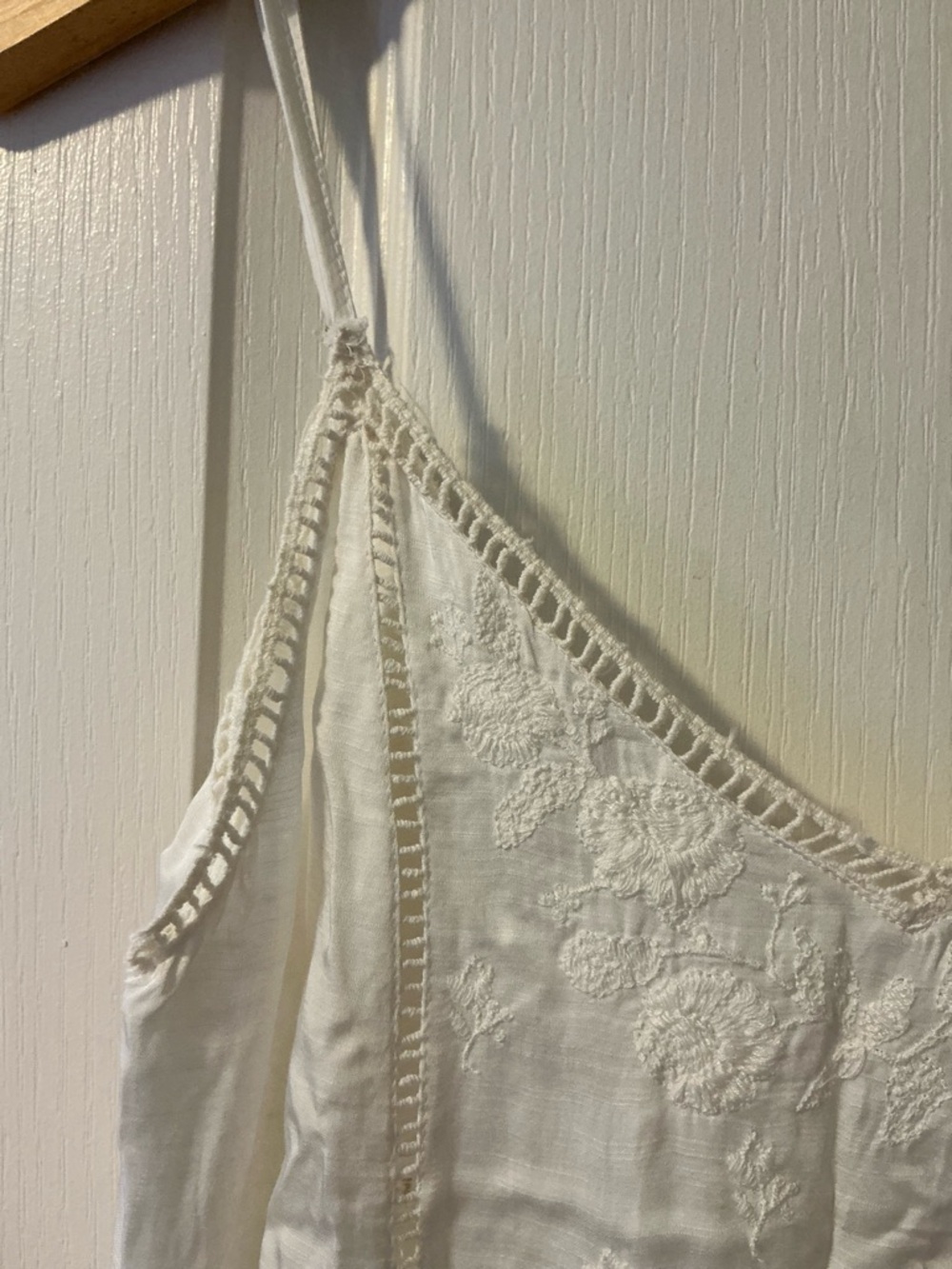 Zara White Lightweight V-Neck Midi Dress, M - Picture 3 of 5